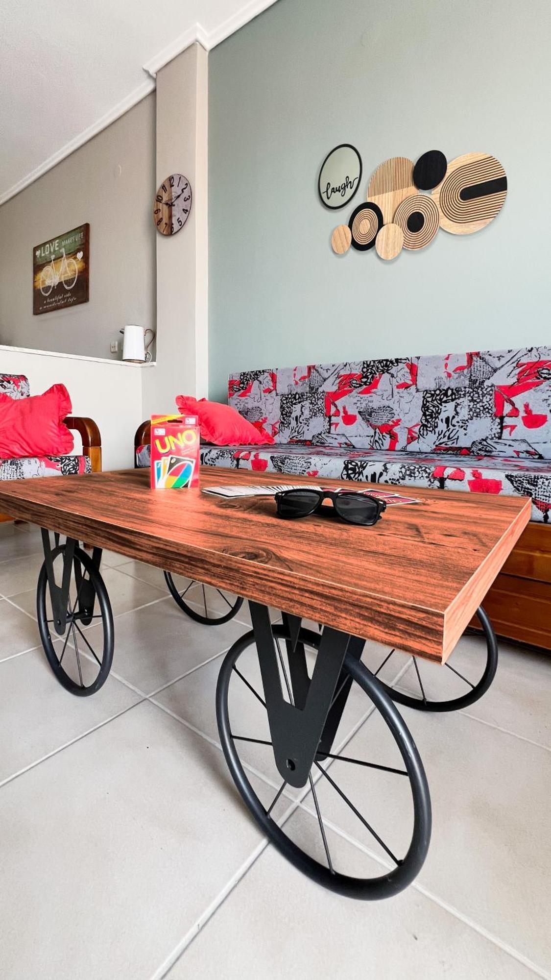 Rona Vista Cozy Veranda Apartment *